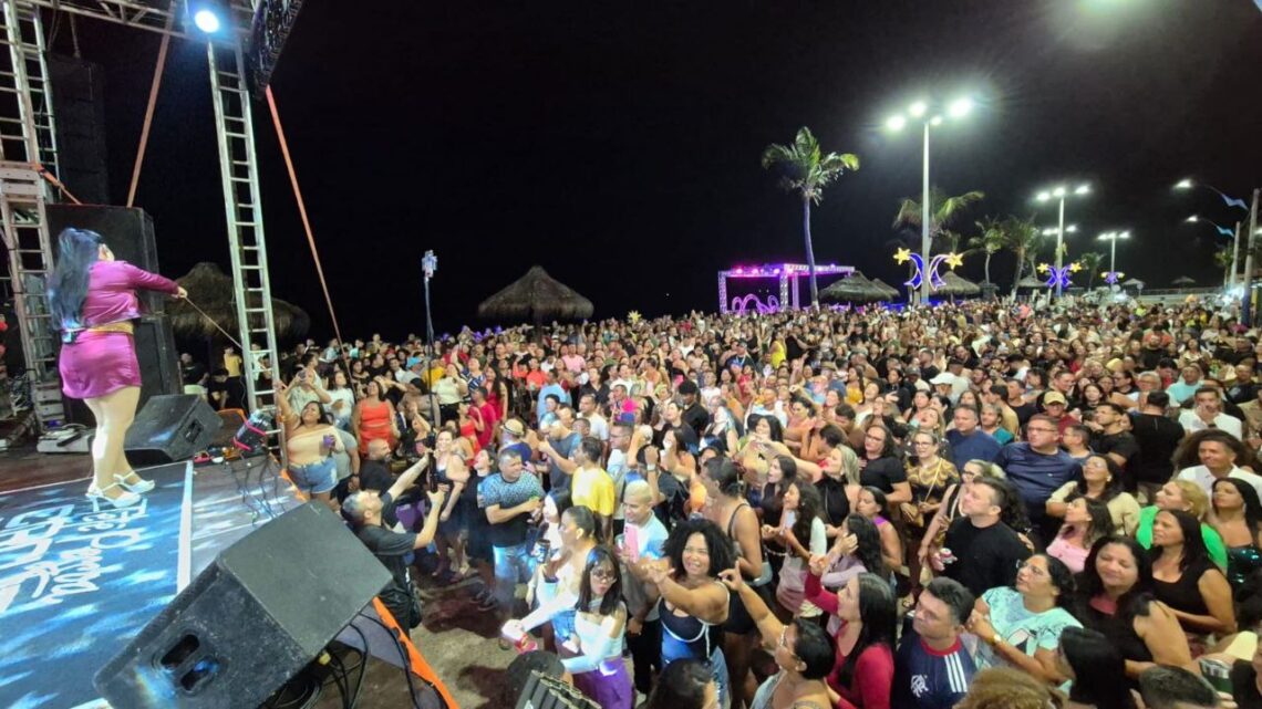 SUCESSO DE PÚBLICO MARCA ABERTURA DO RÉVEILLON DE MACAU NA PRAIA DE CAMAPUM