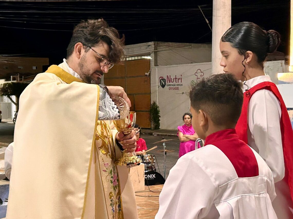 FESTA DE NOSSA SENHORA DA CONCEIÇÃO É ABERTA COM PROCISSÃO E MISSA EM GUAMARÉ