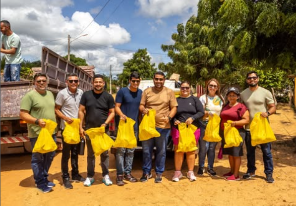GALINHOS FAZ HISTÓRIA: PREFEITURA É A ÚNICA DO RN A DISTRIBUIR PEIXE, CESTA E CAMARÃO NA SEMANA SANTA