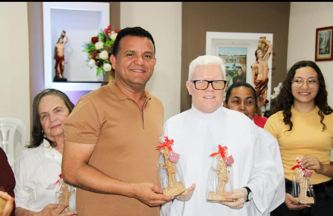 Prefeito Hélio Willamy prestigia festividades de São Sebastião em Mangue Seco I