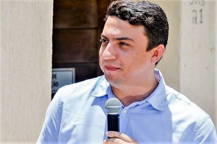 ARTHUR HENRIQUE: PREFEITO HÉLIO NOMEIA EX-PREFEITO COMO SECRETÁRIO DE PLANEJAMENTO