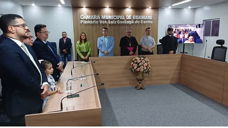 Arcebispo Metropolitano tem encontro com autoridades na Câmara de Vereadores